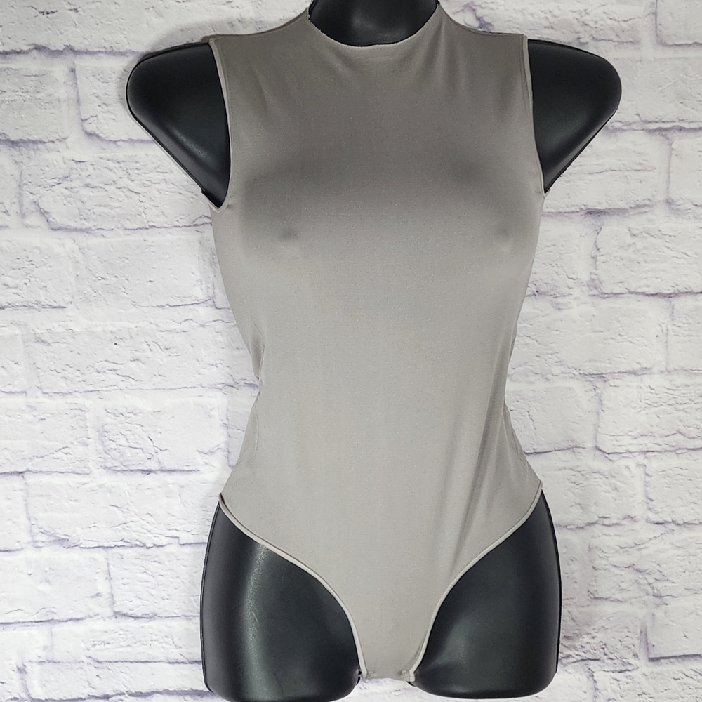 ESSENTIAL CREW NECK SLEEVELESS BODYSUIT/ NWOT/ S/M/ SMOKE